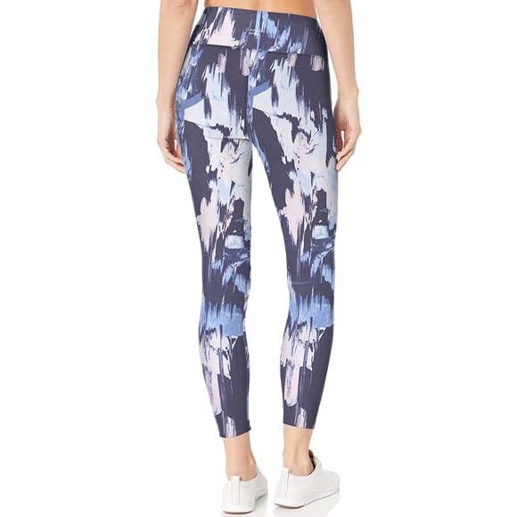 New! Calvin Klein High Waist Legging - Picture 3 of 12